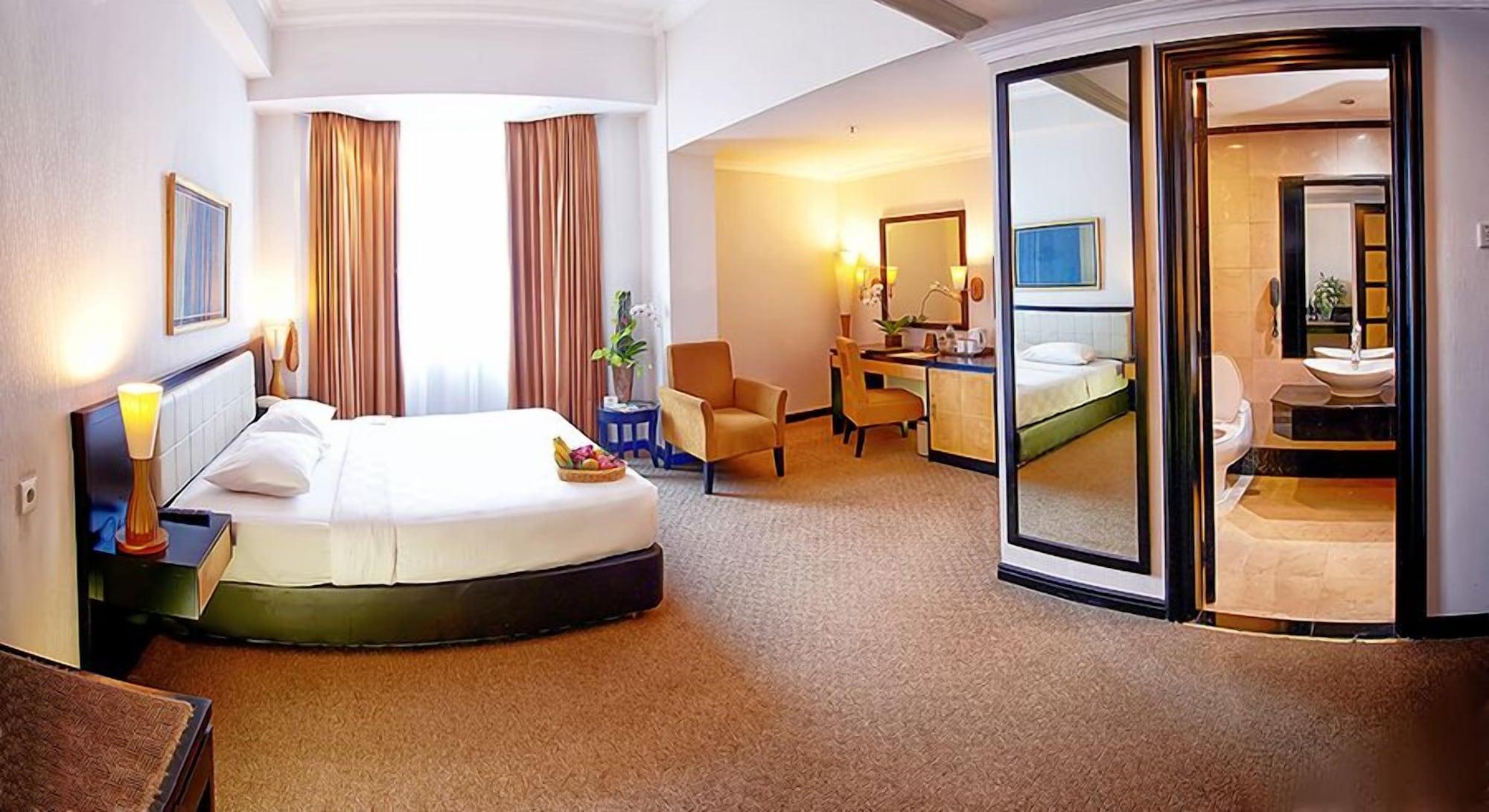 Grand Jatra Hotel Pekanbaru Exterior foto