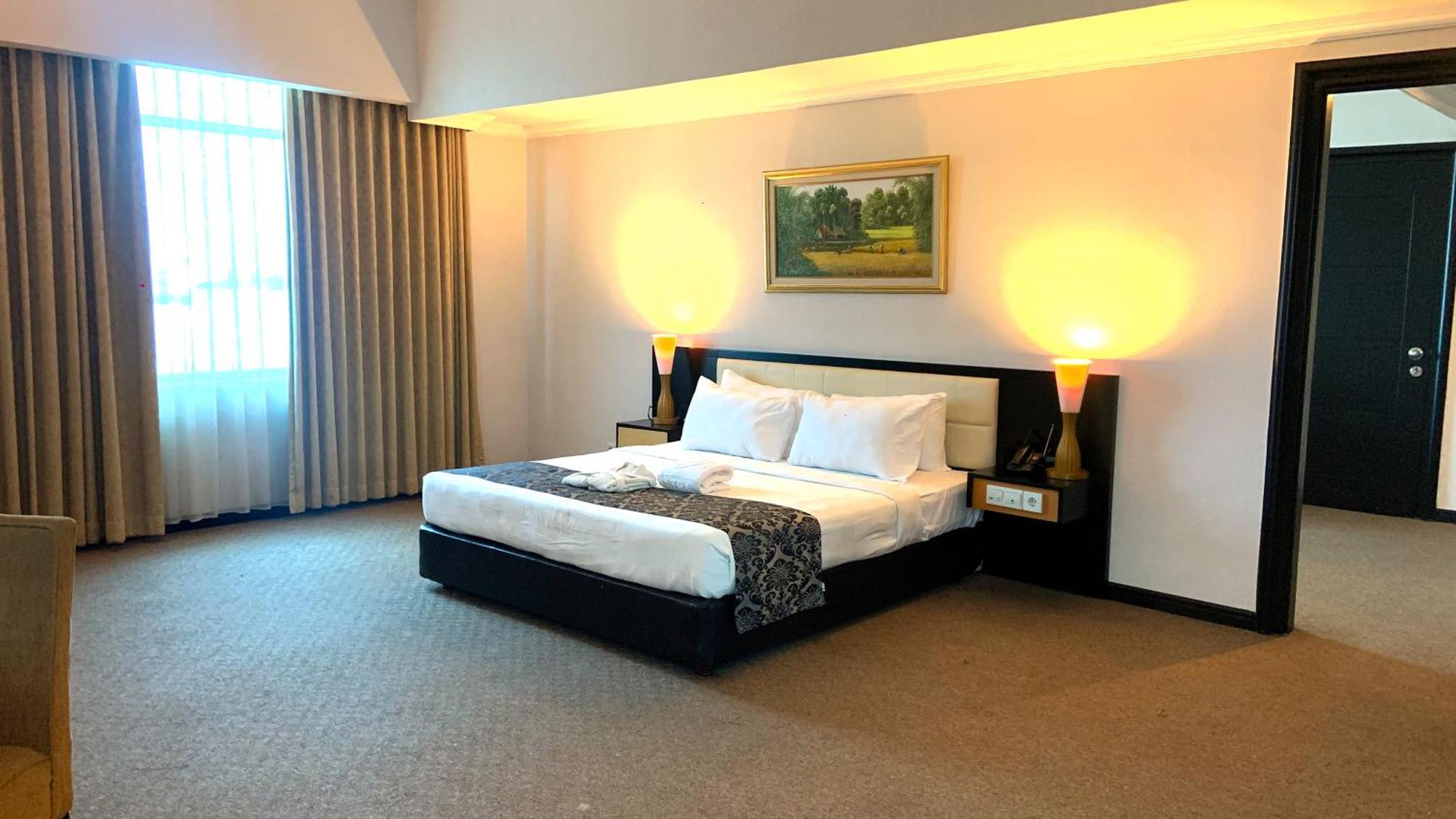 Grand Jatra Hotel Pekanbaru Exterior foto